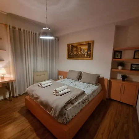 Grand Lth Apartment Tirana