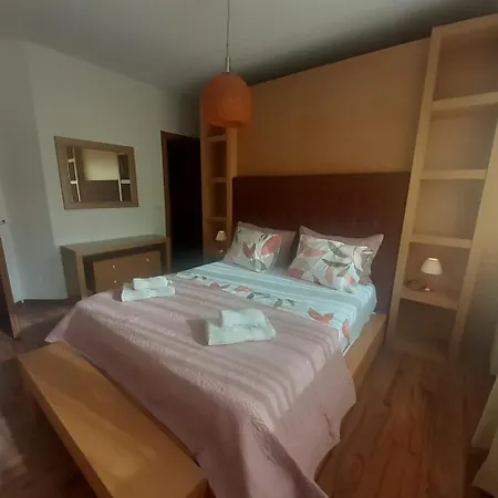 Apartment Grand Lth *